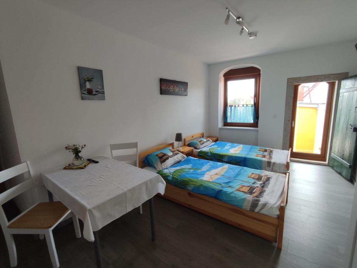 Gaestewohnung Fischer Strehla Exterior foto